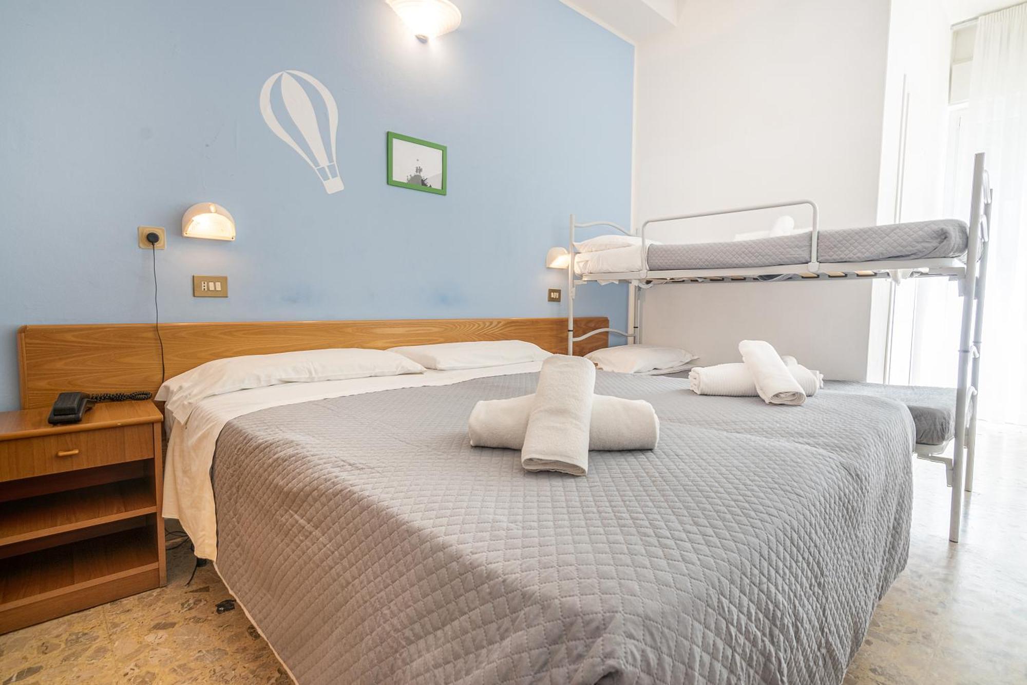 Hotel Santiago Rimini Exterior photo
